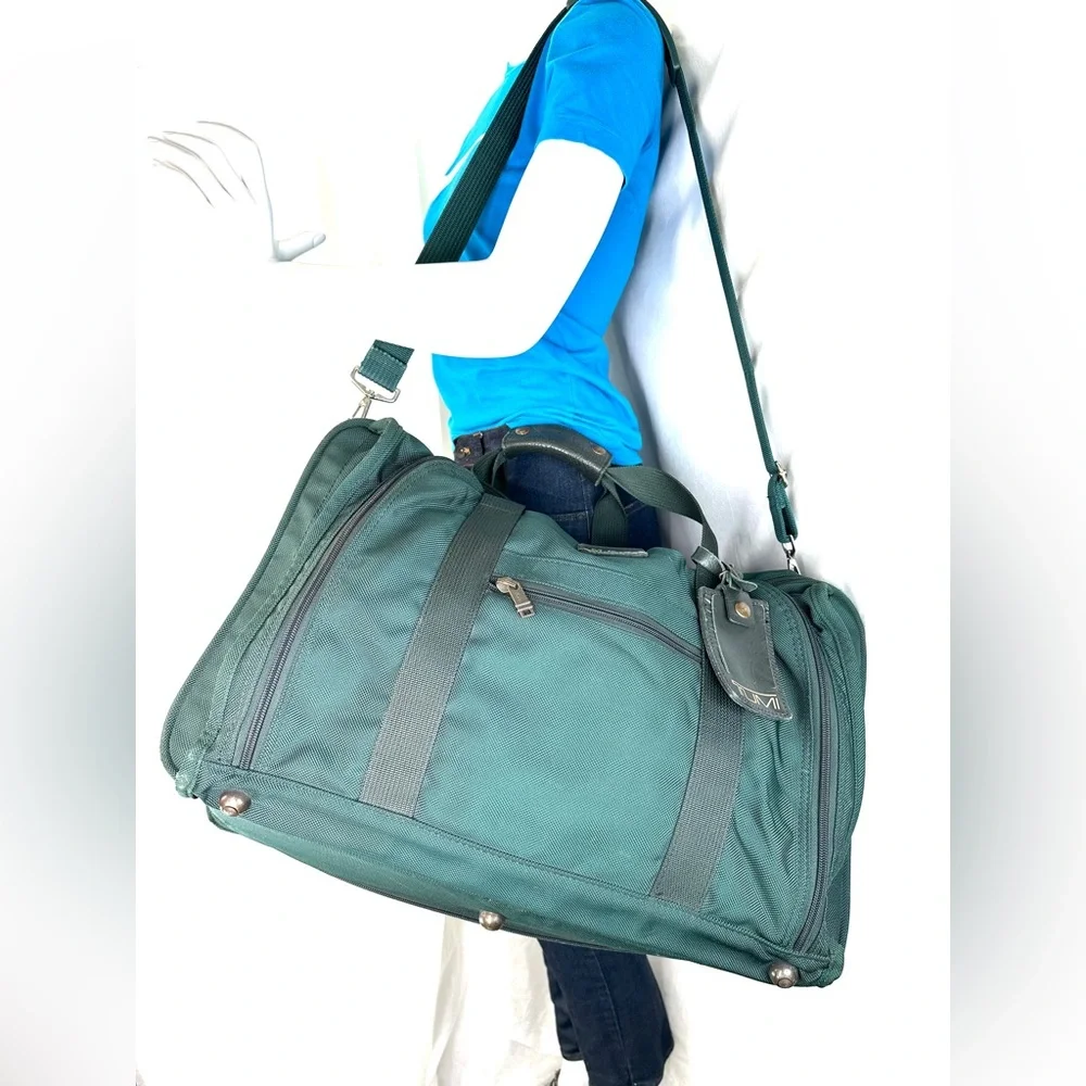Tumi Vintage Green Ballistic Nylon Large Messenger Briefcase Laptop Bag Travel